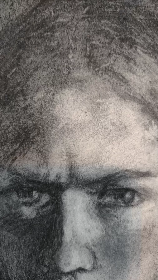 Detail kresby- uhel na papíře 